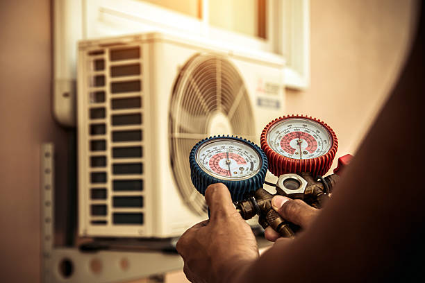 Professional Hvac Installation technician working in Beltsville, MD
